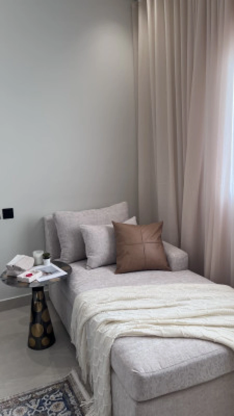 Quiet studio with complete privacy