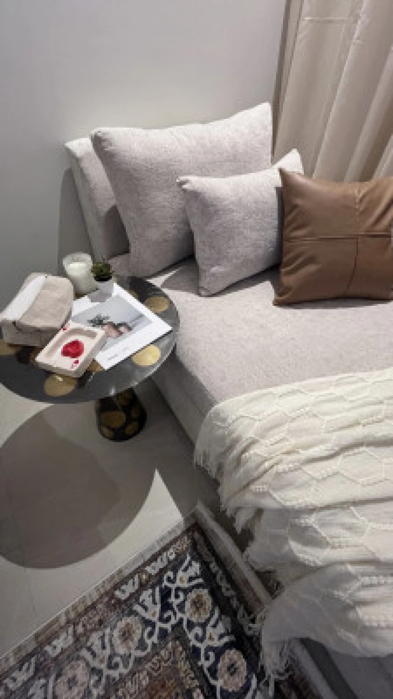 Quiet studio with complete privacy