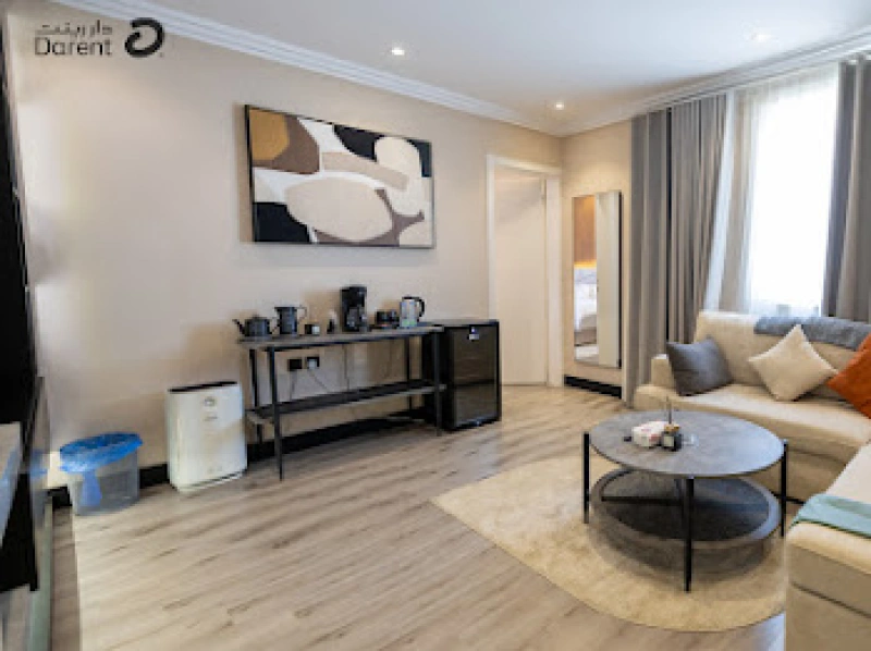 One bedroom and a hall near the boulevard