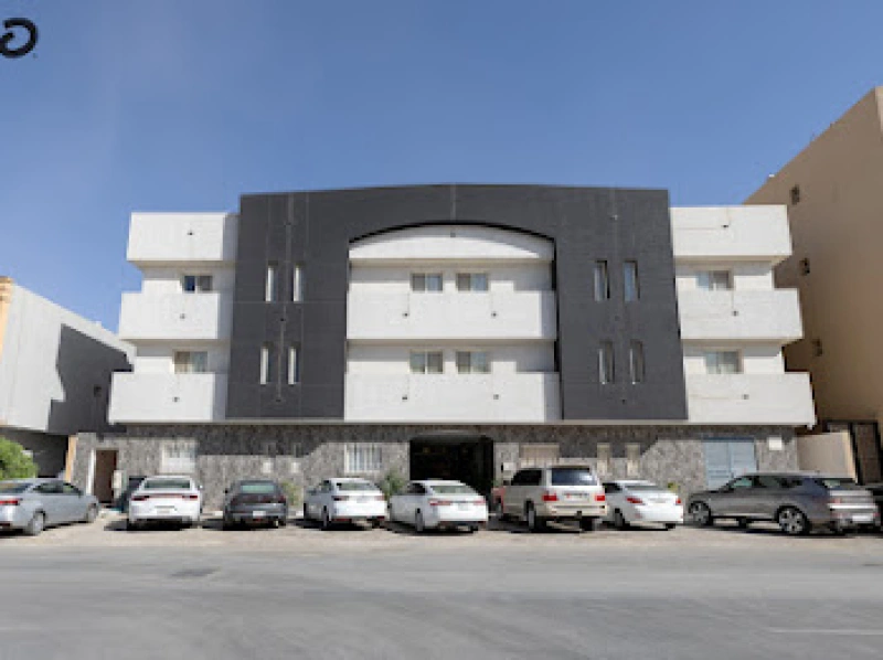 One bedroom and a hall near the boulevard