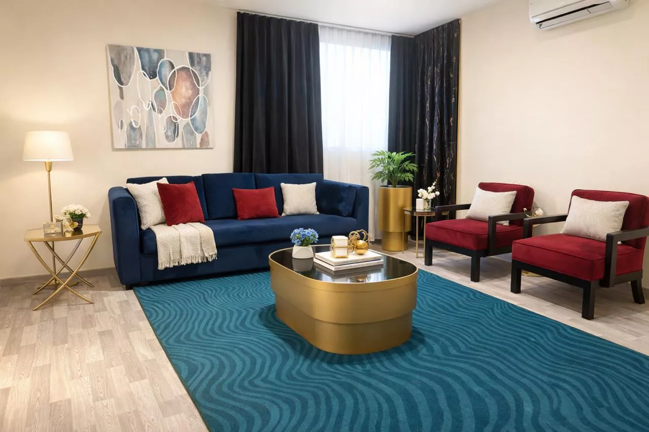 سنسيت تصميم ملكي