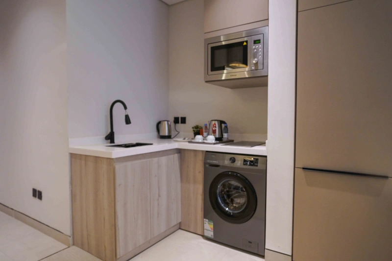 Matera Al-Mugharazat  B 103