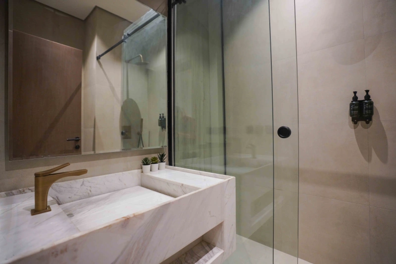 Matera Al-Mugharazat  B 103